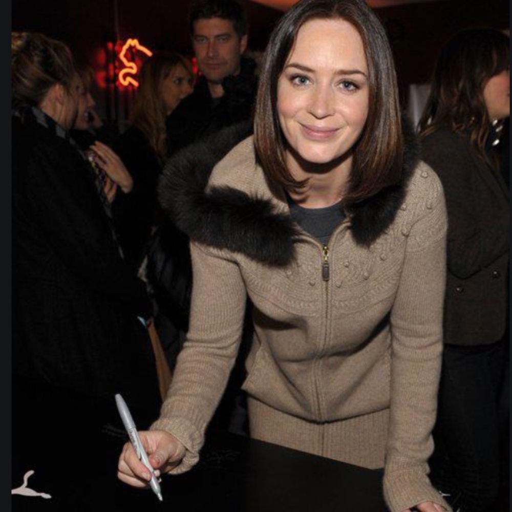 Cashmere zip up hoodie NEW!